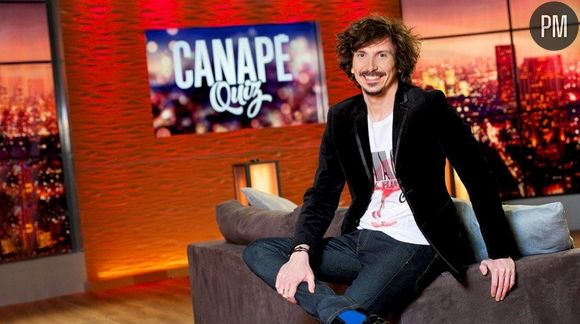 Arnaud Tsamère, de retour avec "Canapé Quiz" sur TMC