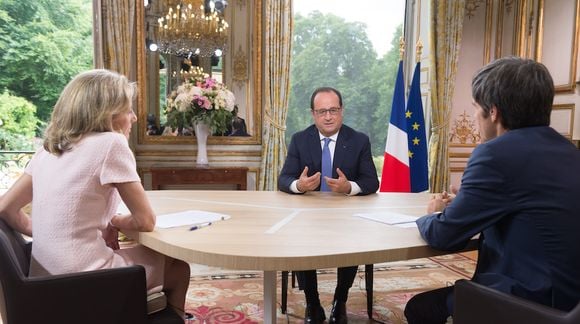 Claire Chazal et David Pujadas face à François Hollande