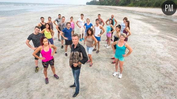 Les candidats de "Koh-Lanta" 2015 autour de Denis Brogniart