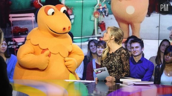 Casimir sur le plateau de "Derrière le poste"