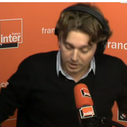 Agacé par Gilbert Collard, Alex Vizorek interrompt sa chronique sur France Inter