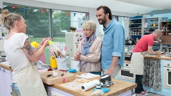 "Le Meilleur pâtissier" 2015, épisode 3 : "J'en ai vu des conneries dans ma vie, mais alors là..."