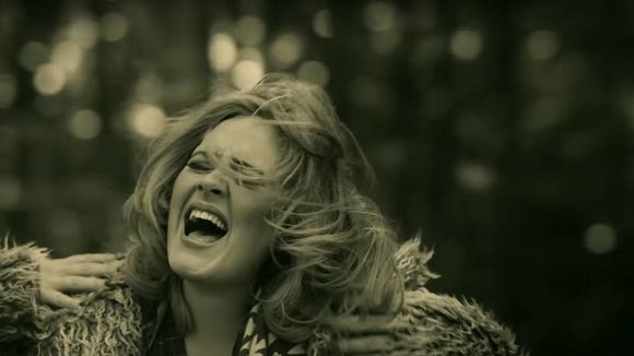 Adele : Démarrage record pour "Hello" dans les charts français