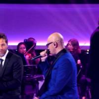 "Le Grand Show Symphonique" : Christophe Maé reprend "Lucie" avec Pascal Obispo