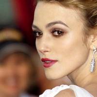 Attaquée par John Carney, Keira Knightley reçoit le soutien de plusieurs réalisateurs