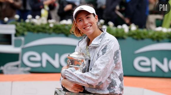 L'Espagnole Garbiñe Muguruza bat Serena Williams et remporte Roland-Garros