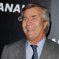 Canal+ : Vincent Bolloré réduit drastiquement le clair et dément la fermeture