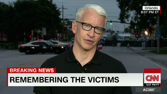 Attentat d'Orlando : Anderson Cooper très ému lors d'un hommage aux victimes sur CNN