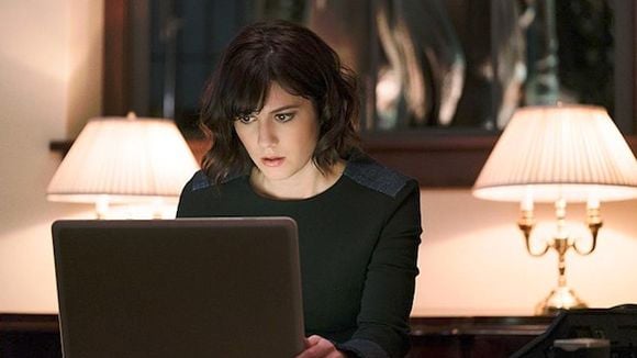 Audiences US : Démarrage timide pour "Braindead", nouvelle série des créateurs de "The Good Wife"