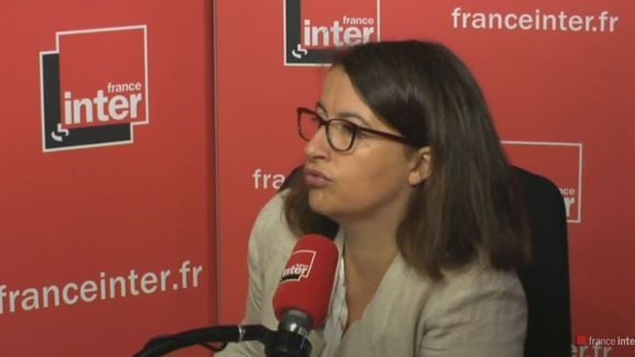 France Inter : Cécile Duflot dénonce le "petit regard légèrement méprisant" de Patrick Cohen