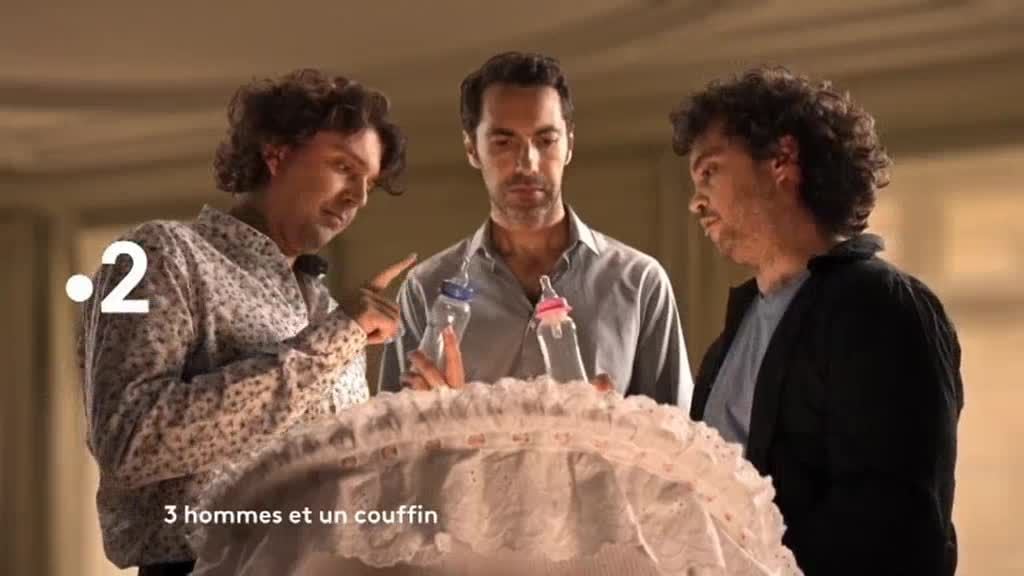 "3 hommes et un couffin" : La pièce de théâtre en direct ce soir sur