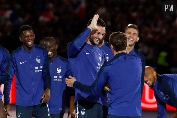 L'équipe de France fête son titre au stade de France.