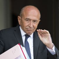 Insultes contre la police : Gérard Collomb annonce porter plainte contre Yann Moix