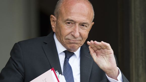 Insultes contre la police : Gérard Collomb annonce porter plainte contre Yann Moix