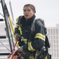 Audiences : "Grey's Anatomy : Station 19" se maintient à un bon niveau sur TF1