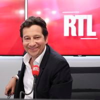 Audiences radio, le match des humoristes : Laurent Gerra dégringole, les Chevaliers du Fiel plus forts que Canteloup