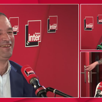 France Inter : Benoît Hamon hilare face à la parodie de Salamé et Glucksmann par Vanhoenacker et Meurice