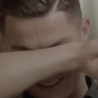 Cristiano Ronaldo s'effondre en larmes dans une interview à la télévision anglaise