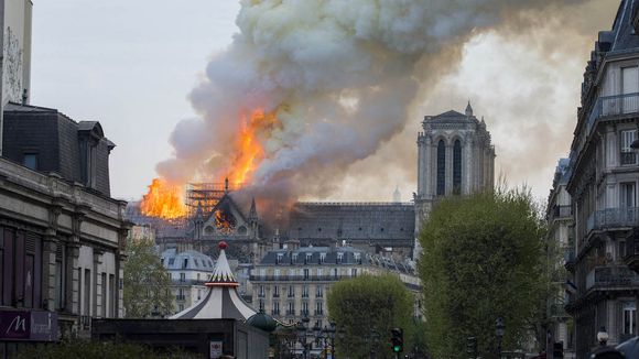 "La bataille de Notre-Dame" : Que vaut le doc de TF1 sur Notre-Dame de Paris ?
