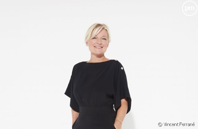 Anne-Elisabeth Lemoine est la présentatrice de "C à vous" sur France 5.