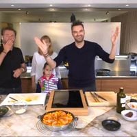 "Tous en cuisine" : Emu, Cyril Lignac fait ses adieux aux ...