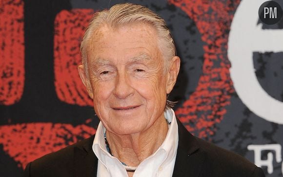 Joel Schumacher