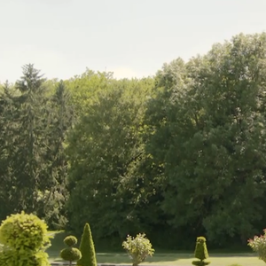 Stéphane Bern dans "Si les murs pouvaient parler"