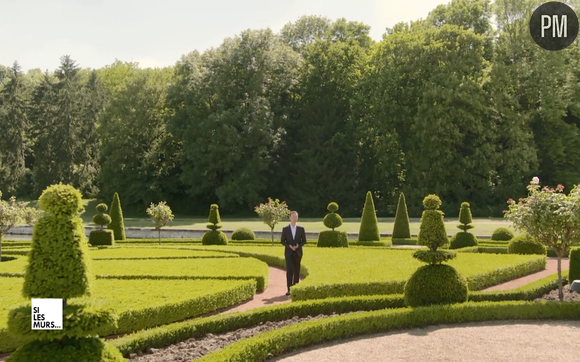 Stéphane Bern dans "Si les murs pouvaient parler"