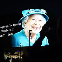 Mort d'Elizabeth II : France 2 déprogramme en urgence "Envoyé Spécial" et "Complément d'enquête"