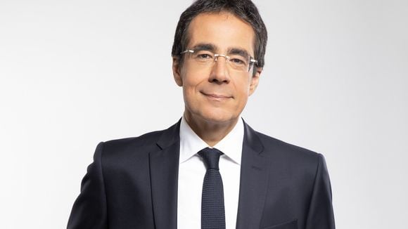 "J'ai regardé 'Le Late' de Chabat avec plaisir" : L'année médias 2022 vue par... Darius Rochebin