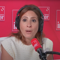 "On se retrouvera plus tard dans le poste !" : Léa Salamé fait ses adieux au 7h50 de France Inter