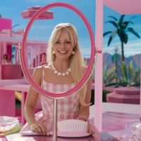 "Une méta-comédie féministe fun et folle" : Que pense la presse du film "Barbie" ?