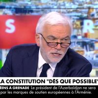 "Si ! Vous ne le pensez pas !" : Pascal Praud s'emporte contre l'un de ses chroniqueurs au sujet de l'IVG sur CNews