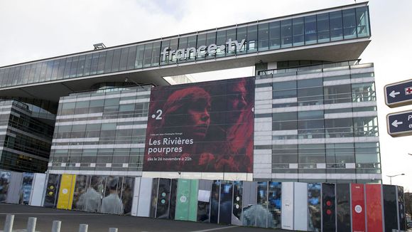 France Télévisions : Delphine Ernotte renomme le siège "Maison Jean-Pierre Elkabbach", les syndicats vent debout