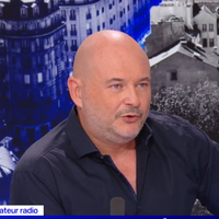 Sébastien Cauet dénonce une "interview à charge" et saisit l'Arcom après son passage sur BFMTV