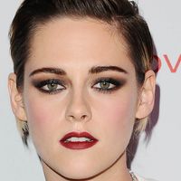 Netflix : Ce film de Noël original avec Kristen Stewart va bientôt quitter la plateforme de streaming