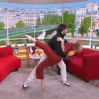 "C'est passé à ça" : Anthony Colette et Maya Lauqué frôlent l'incident en improvisant une danse dans "Télématin"