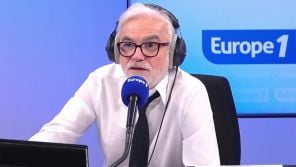 &quot;On était en train de dormir&quot; : Pascal Praud remplace au pied levé Cyril Hanouna, en retard, dans &quot;On marche sur la tête&quot; sur Europe 1