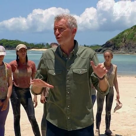 "C'est du jamais vu dans l'histoire de 'Koh-Lanta'" : Le choix renversant de Gustin prend au dépourvu Denis Brogniart les autres aventuriers