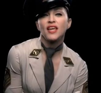Le clip 'American Life' non censuré de Madonna