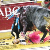 Un torero avec la tête encornée à la Une de la presse espagnole