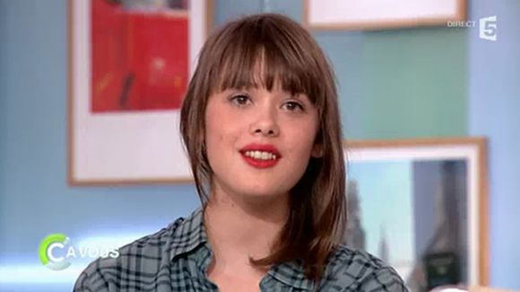 Mathilde, invitée de "C a vous" sur France 5.