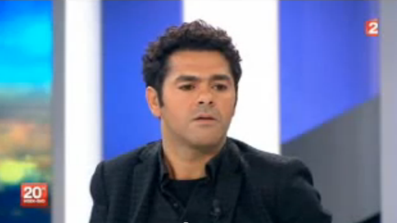 Jamel Debbouze félicite Laurent Delahousse pour ses cheveux sur le plateau du JT de France 2 !