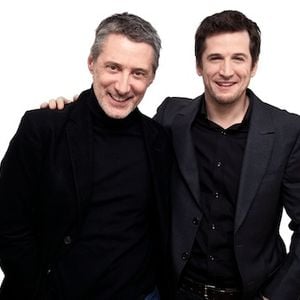 Antoine de Caunes, Maître de Cérémonie des César, et Guillaume Canet, Président du jury