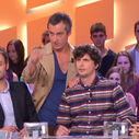 Zapping : Sébastien Thoen chambre Vincent Glad dans "Le Grand journal de Canal+"