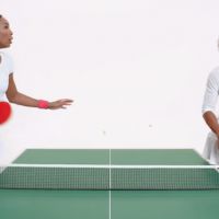 Pub : Les soeurs Williams font du ping-pong pour Apple