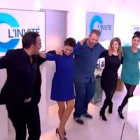 Zapping : Nikos Aliagas apprend à Alessandra Sublet à danser le sirtaki