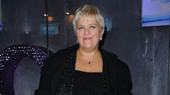 Mimie Mathy répond à Jean Rochefort : "A chaque fois qu'un comédien a besoin de taper sur la télé, c'est sur moi"