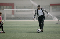 PSY dévoile le clip de "Gentleman"