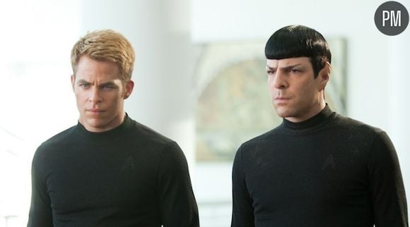 "Star Trek Into Darkness" démarre en tête du box-office américain